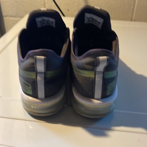 Nike AirMax Sequent Utility - Picture 2 of 6